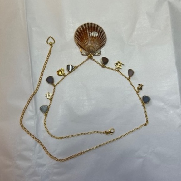 “Birth of Venus" Aphrodite Goddess Greek Roman Mythology Handmade Gold Necklace - Picture 13 of 16